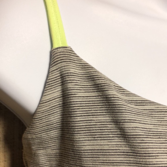 Lululemon tank top - Picture 2 of 10